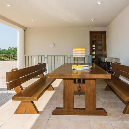 Amazing In Poljica With Wifi Tatil Evi Poljica (Zadar)