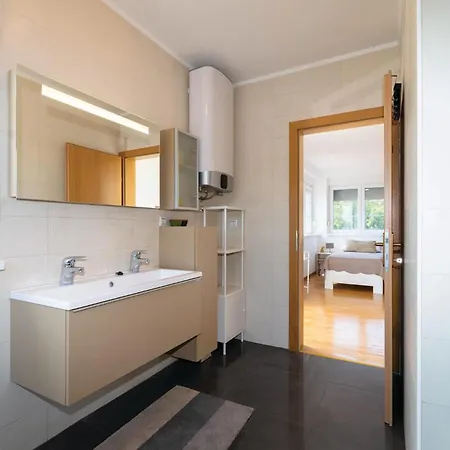 Stunning Home In Poljica 別荘