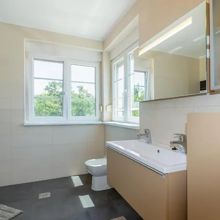 Stunning Home In Poljica * Poljica